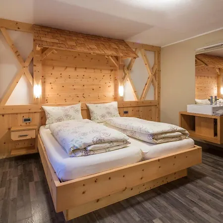 Alpin Apartment *